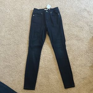 Good American jeans never worn, tags still on